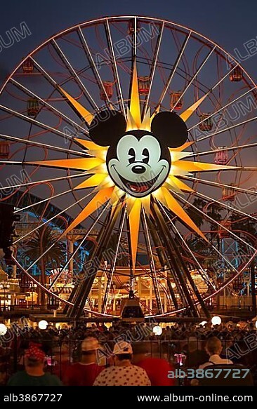 Ferris Wheel Mickey's Fun Wheel, California Adventure Park, Disneyland Resort, Anaheim, California, USA, North America.