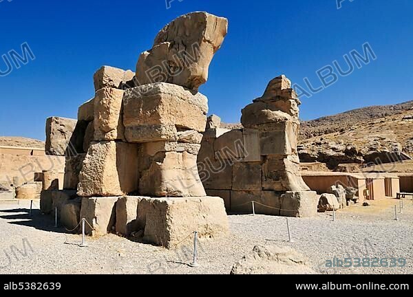Achaemenid archeological site of Persepolis, UNESCO World Heritage Site, Persia, Iran, Asia.