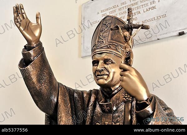Statue of Pope John Paul II, Church of San Martino Vescovo, Burano, Venice, Veneto region, Italy, Europe.