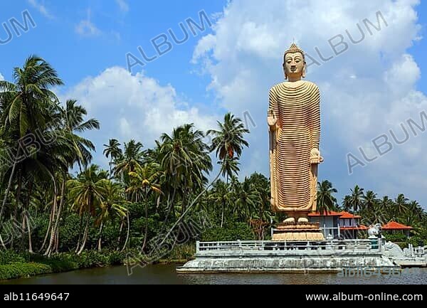 Peraliya Buddha Statue, the Tsunami Memorial in Hikkaduwa, Sri Lanka, Asia.