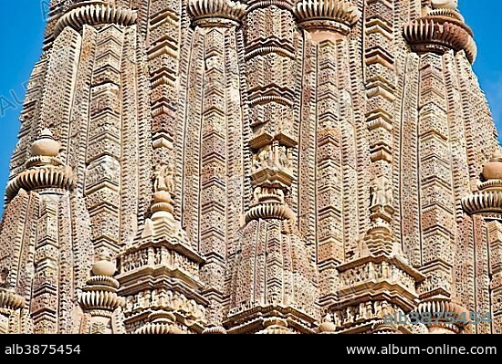 Ornaments on the Shikhara Tower, Kandariya Mahadeva temple, Khajuraho Group of Monuments, UNESCO World Heritage Site, Tempelbezirk von Khajuraho, Khajuraho, Madhya Pradesh, India, Asia.