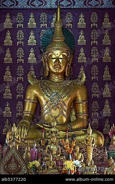 Buddha statue, Wat Sop Sickharam, Luang Prabang, Laos, Asia.