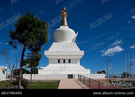 Stupa, Buddhist temple, Benalmadena, Costa del Sol, Andalusia, Spain, Europe.