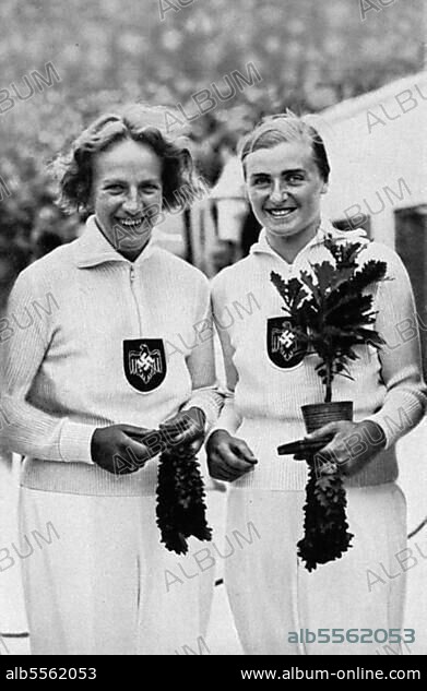 Gisela Mauermayer and Paula Mollenhauer Discus Throwers, Gold Medal and Bronze Medal.