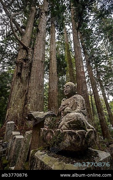 Buddha, graves, Koya-san Cemetery, UNESCO World Heritage Site, Wakayama, near Osaka, Japan, Asia.