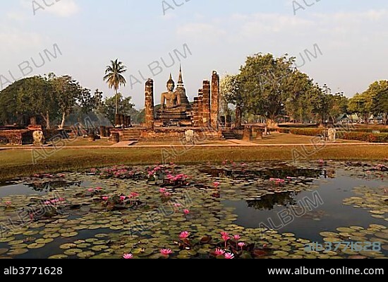 Wat Mahathat Temple in Sukhothai Historical Park, UNESCO World Heritage Site, Mueang Kao, Sukhothai Provinz, Northern Thailand, Thailand, Asia.