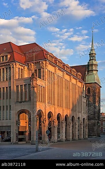 Görlitz department store, Art Nouveau, 1913, Frauenkirche behind, Görlitz, Upper Lusatia, Saxony, Germany, Europe.