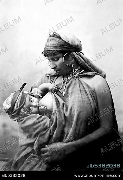 Historic photo, Bedouin woman with baby, Egypt, ca. 1870, Africa.