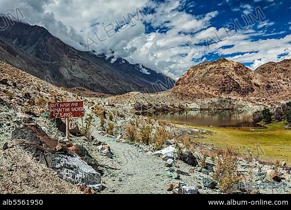Lohan Tso mountain lake, sacred holy Tibetan buddhist buddhism pilgrimage site. Nubra valley, Ladakh, India, Asia.