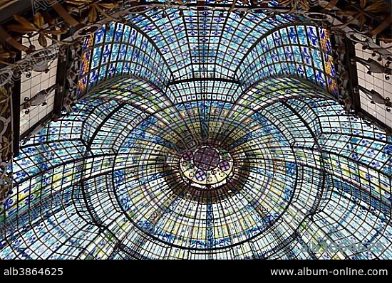 Art Nouveau cupola, Printemps department store, Paris, Ile-de-France, France, Europe.