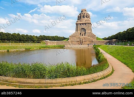 Völkerschlachtdenkmal, Monument to the Battle of the Nations, Leipzig, Saxony, Germany, Europe.