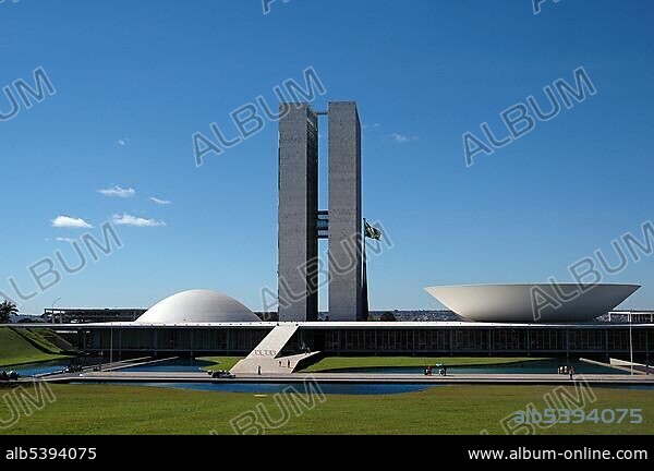 National Congress (Architect: Oscar Niemeyer), Brasilia, Brazil, South America.