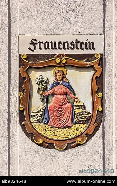 City coat of arms on the town hall of Frauenstein im Erzgebirge; Saxony; Germany; Europe.