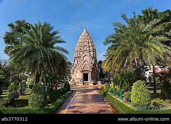 City column in Khmer style, Prasat Phanom Rung shrine replica, Buriram Province, Buriram Province, Isan, Isaan, Thailand, Asia.