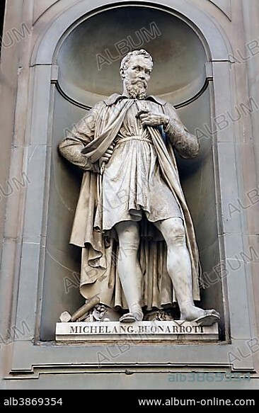 Statue, Michelangelo Buonarroti, Uffizien, Piazza della Signoria, Florence, Italy, Europe.