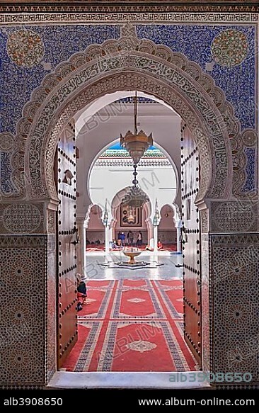 Mosaic decorated entrance, University and Mosque Al-Qarawiyyin, Al Quaraouiyine or Al-Karaouine, Fes, Fez, Morocco, Africa.
