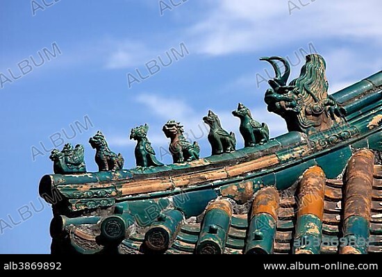 Eaves of a pagoda at the Summer Palace, Beijing, China, People's Republic of China, Asia.