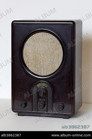 Volksempfänger VE 301 W, radio receiver from the Nazi era, built in 1933, Radio Museum Duisburg, North Rhine-Westphalia, Germany, Europe.