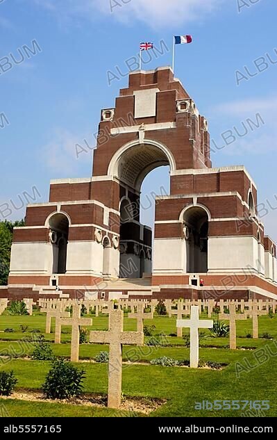Thiepval Monument 'The Missing from the Somme', Military Cemetery, Connaught Cemetery, Thiepval, Somme, Picardy, France, First World War, World War I, Europe.