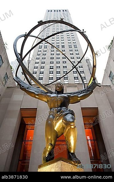 Statue of Atlas in front of a skyscraper, Rockefeller Center, Mid Town, Manhattan, New York City, USA, North America, America, North America.