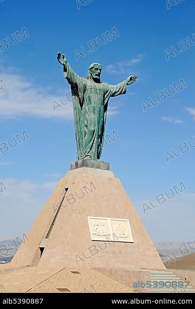 Statue of Christ, statue, monument, El Morro, mountain, landmark, theater of war, War of the Pacific, Arica, Norte Grande, North Chile, Chile, South America.