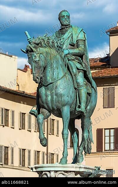 Statue of Cosimo de Medici, monument, sculpture, horseman, history, Piazza della Signoria, Florence, Italy, Europe.