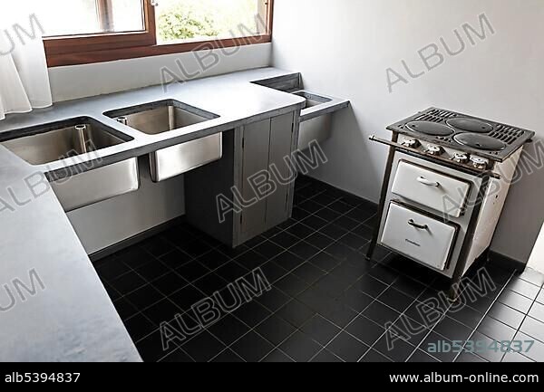 LE CORBUSIER. Kitchen at the Corbusier house from 1927, Weissenhof Museum, Stuttgart, Baden-Wuerttemberg, Germany, Europe.