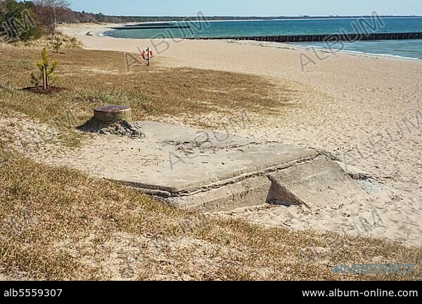 Concrete bunker in a more than 500 km long defensive line with 1063 concrete bunkers along the Scanian coast built during WW2 in 1939-1940. Now sealed. Ystad, Scania south coast, Baltic Sea, Sweden, Scandinavia, Europe.