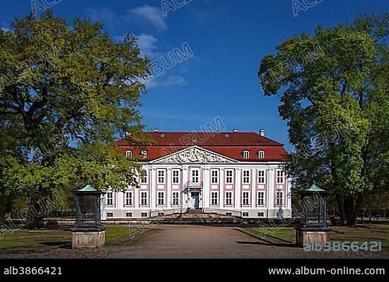 Friedrichsfelde Palace, Lichtenberg, Berlin, Germany, Europe.