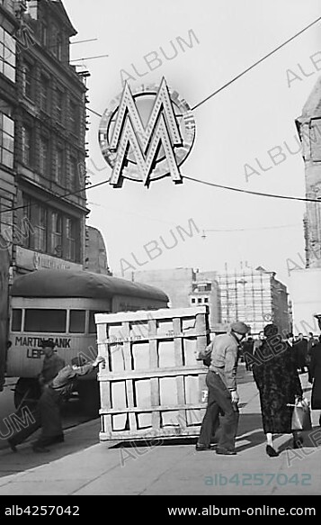 Leipziger Messe, Transport of trade fair goods, 1957, Petersstraße, Leipzig, Saxony, GDR, Germany, Europe.