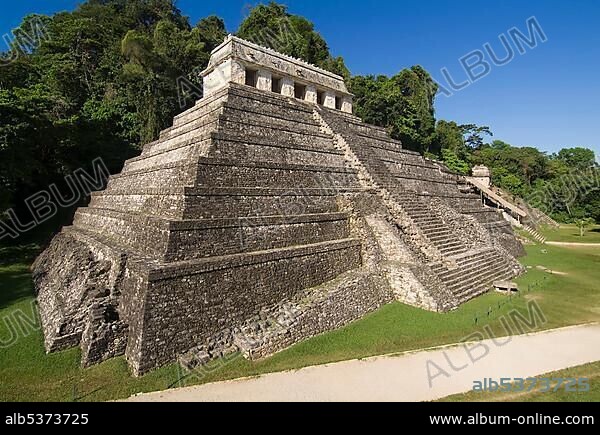 Palenque, UNESCO World Heritage Site, Templo de las Inscripciones, Temple of Inscriptions, Yucatan, Mexico, Central America.