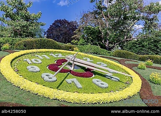L'horloge fleurie, or the flower clock, Jardin Anglais park, Geneva, Switzerland, Europe.
