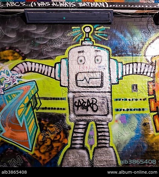 Robot, graffiti in a pedestrian tunnel, London, England, Great Britain.