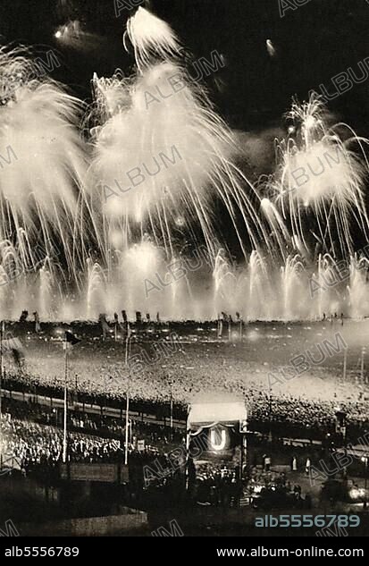 Adolf Hitler (* 20 April 1889 in Braunau am Inn) († 30 April 1945 Berlin), Leader of the Nazi Party, Reich Chancellor from 1933, also self-appointed "Fuehrer" and head of state of Germany.