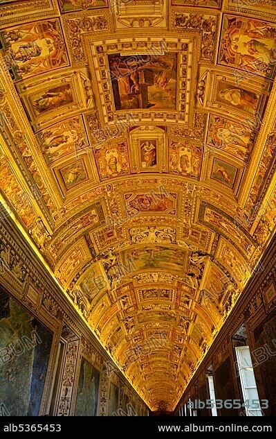 Ceiling, Gallery of Maps, Vatican Museums, Vatican, Rome, Italy, Europe.