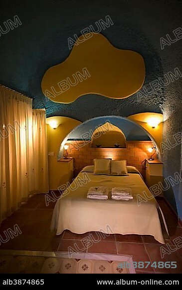 Cuevas La Granja, cave dwellings, modern designer hotel built deep into a rock to provide a pleasant climate in the rooms throughout the year, Benalua, Andalusia, Spain, Europe.