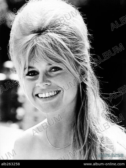 BRIGITTE BARDOT in A VERY PRIVATE AFFAIR, 1962 (VIE PRIVEE