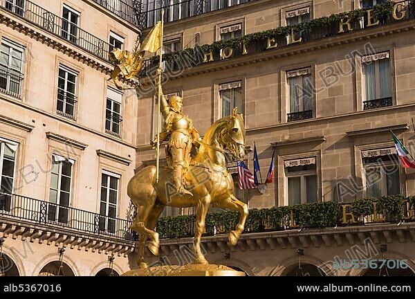 Jeanne d Arc statue, Rivoli Street, Paris, France, Europe.
