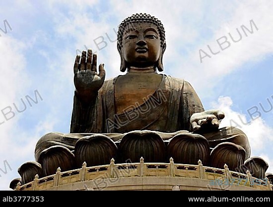 Tian Tan Buddha or Big Buddha statue, Hong Kong, China, Asia.
