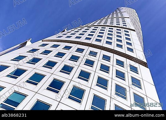 Turning Torso, neo-futurist residential skyscraper, tallest building in Scandinavia, by Spanish architect Santiago Calatrava, Malmö, Sweden, Europe.