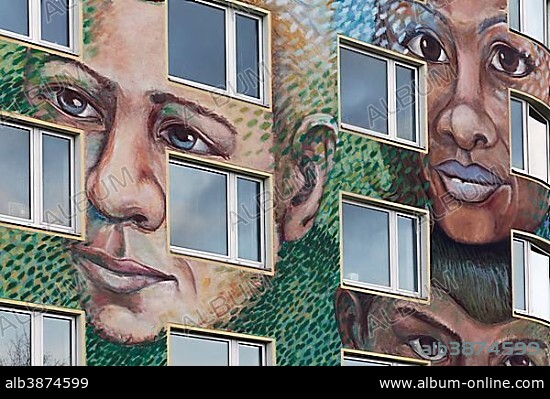 Façade with faces of different nationalities, wall painting, mural, Düsseldorf, North Rhine-Westphalia, Germany, Europe.