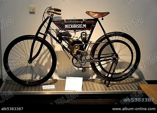 Racing motorbike, 2.9 HP, built in 1907, German Motorcycle and NSU Museum, Neckarsulm, Baden-Wuerttemberg, Germany, Europe.