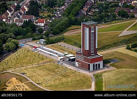 Zeche Königsborn Bönen colliery, Ostpol, Yellow Marker, colliery tower, Bönen, Ruhr district, North Rhine-Westphalia, Germany, Europe.