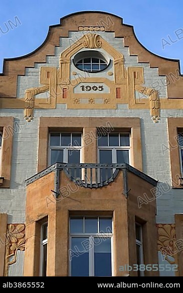 Upper facade of an Art Nouveau building from 1905, Nuremberg, Middle Franconia, Bavaria, Germany, Europe.