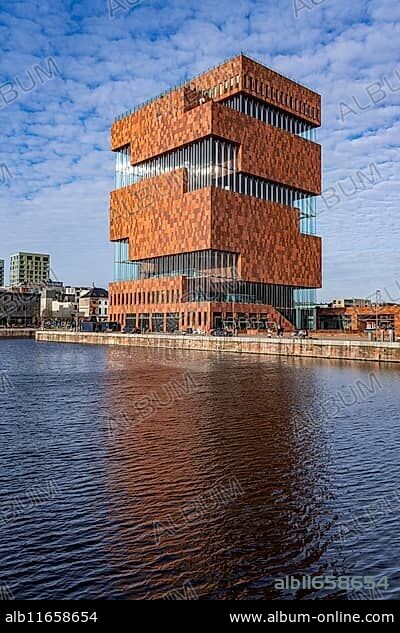 The MAS, Museum aan de Stroom, Museum am Strom, Bonapartdok, harbour basin, old harbour district, Het Eilandje of Antwerp, formerly disreputable, dingy district, now modern, hip district, with lots of culture, living space, leisure, gastronomy, trendy district, Flanders, Belgium, Europe.