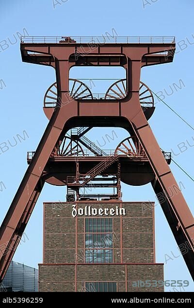 Unesco World Heritage Site, former coal mine Zeche Zollverein, Essen, North Rhine-Westphalia, Germany, Europe.
