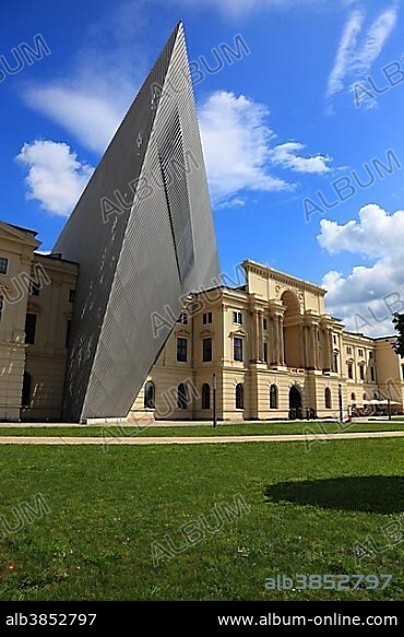 Bundeswehr Military History Museum, main building with wedge sculpture, architect Daniel Libeskind, Dresden, Saxony, Germany, Europe.