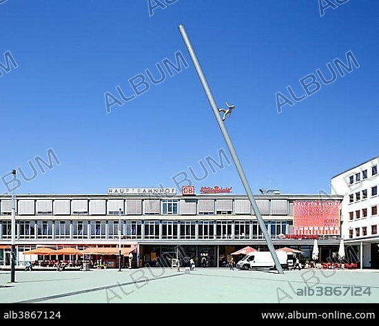 Sculpture Man walking to the sky, Himmelsstürmer, designed in 1992 by Jonathan Borofsky documenta 9, in front of the Kulturbahnhof, central railway station, Kassel, Hesse, Germany, Europe.