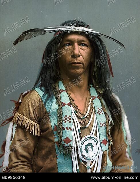 Arrowmaker, an Ojibwa brave, Ojibwe, Ojibwa, Chippewa, or Saulteaux are an Anishinaabe people in what is now southern Canada, the northern Midwest of the United States, and the Northern Plains, Native American, USA, Historic, digitally enhanced reproduction of an 1898 photochrome print, Arrowmaker, an Ojibwa brave, Chippewa, or Saulteaux are an Anishinaabe people in what is currently southern Canada, the northern Midwestern United States, and Northern Plains, U, North America.