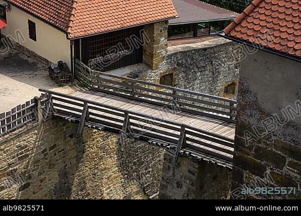 Bridge and moat of Hohenrechberg Castle; a medieval Spornburg in Rechberg; a district of Schwäbisch-Gmünd; Baden-Württemberg; Germany; Europe.